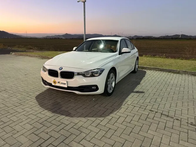BMW 320I A Modern/sport TB 2.0/a.flex 16V 4P 2018