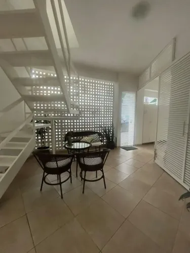 Sobrado para venda com 200 metros quadrados com 5 quartos em Marinas - Angra dos Reis - RJ