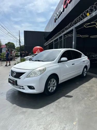 Nissan Versa SL 1.6 16V Flexstart 4P Mec. 2014