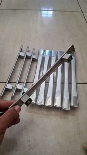 Puxador de Guarda roupa 