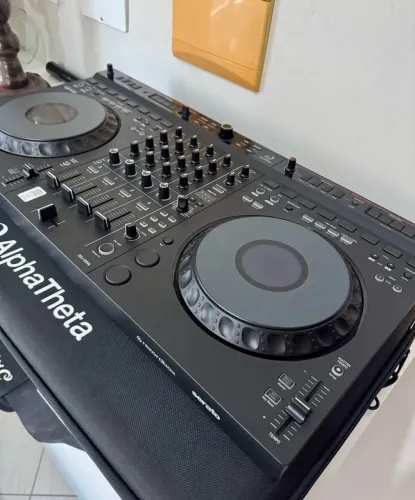 Controladora Alpha Theta DDJ-GRV6 c/ semicase! 