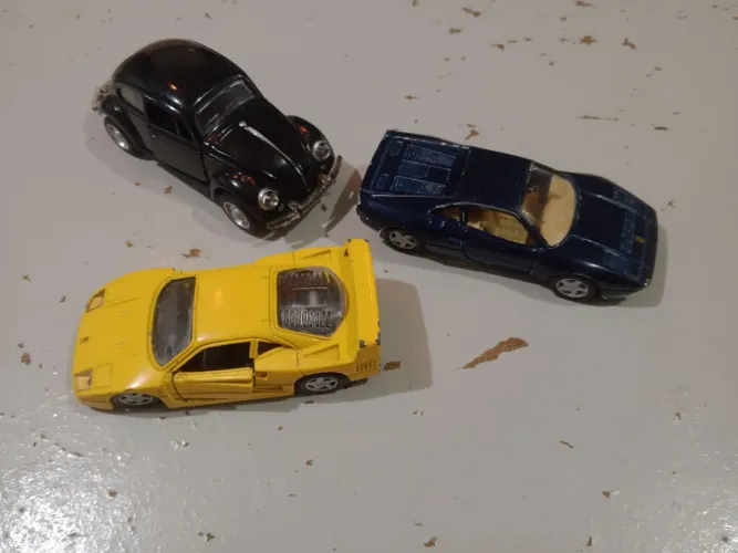 3 Miniaturas Maisto