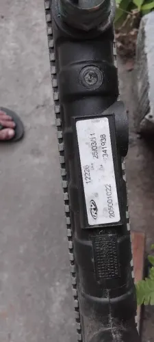 Vendo radiador de monza bem conservado