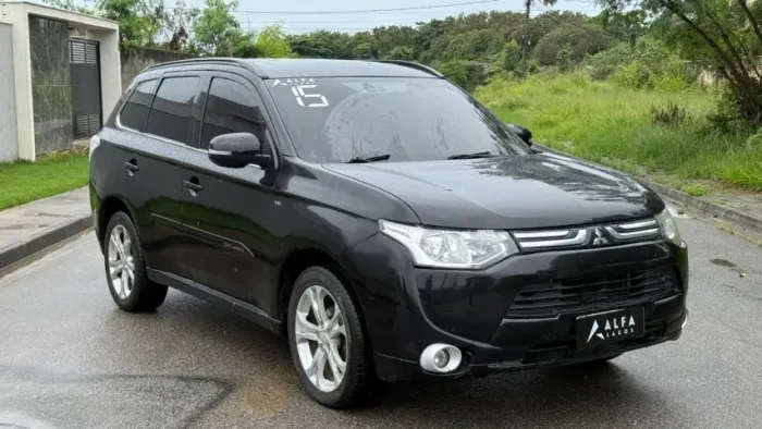 Mitsubishi Outlander 3.0/ GT 3.0 V6 Aut. 2015