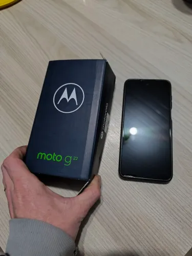 Motorola g22 em ótimo estado de conservação