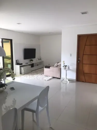 APARTAMENTO MOBILIADO EM INTERMARES