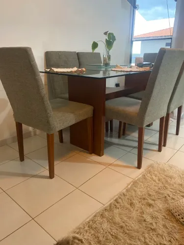 Mesa com cadeira 6 lugares