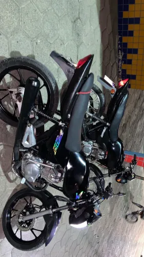Moto a venda
