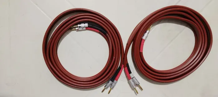 Cabo para caixas Van Den Hul Magnum Hybrid 8 AWG