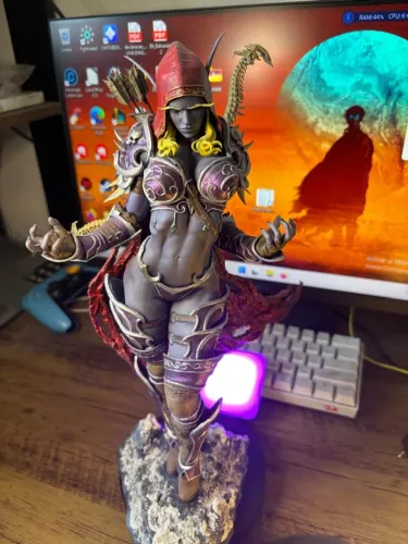 SYLVANAS WINDRUNNER - ESTATUETA EM RESINA