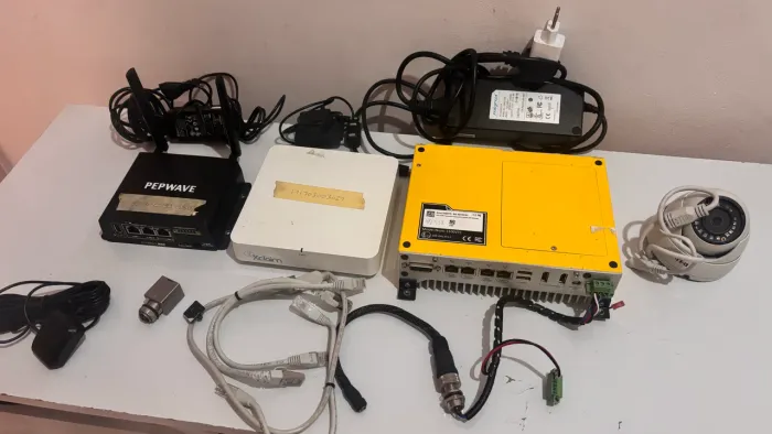 Kit Completo de Rede e Monitoramento - Pepwave, Xclaim, Nuvo e Câmera D-Link