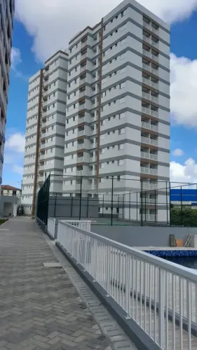 TOP CLUB - APTO 2/4 COM SUÍTE E VARANDA - PRONTO PARA MORAR