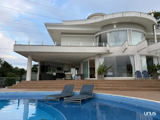 Casa no Bosque das Mansões