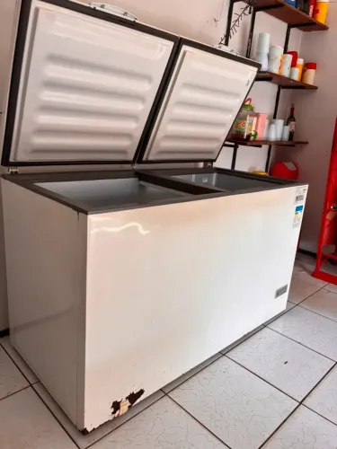 Freezer horizontal 2 portas, 534 litros!!! Imperdível.
