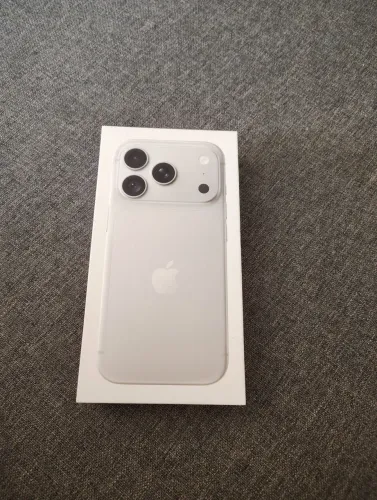 Iphone 18 pro Silver 256Gb