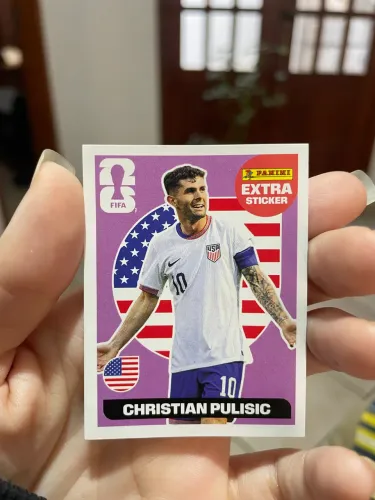 FIGURINHA LEGEND BORDO PULISIC