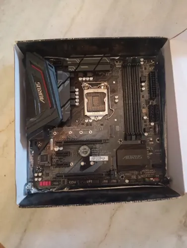 Placa mãe Z370 Gigabyte Aorus - Intel LGA 1151 Coffee Lake
