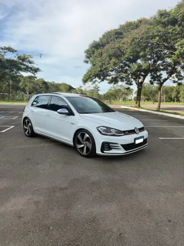 Volkswagen Golf GTI 350 TSI 2.0 230cv 16V Aut. 2019