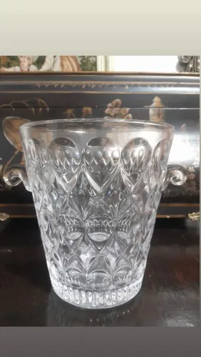 Baldinho de gelo de cristal