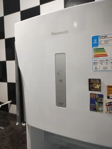 Geladeira Panasonic 387 litros
