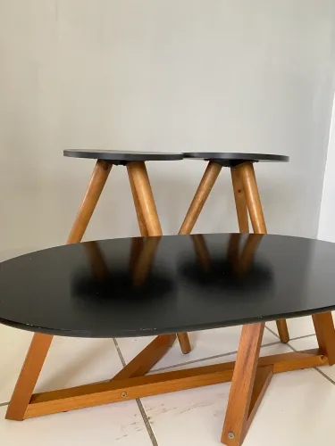 Vendo móvel em excelente estado, com design moderno, retrô e industrial, ideais para sala