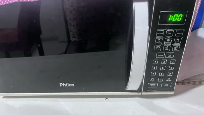 Vendo microondas com defeito $230