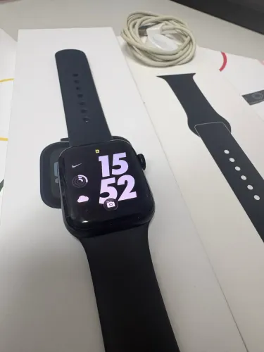 Apple Watch SE 2 40mm