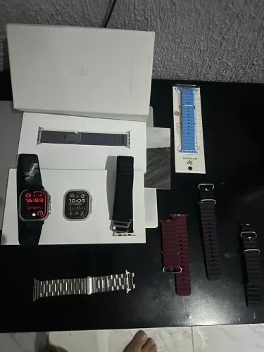 Vendo Apple Watch Ultra 2 titanium 49 Mm 
