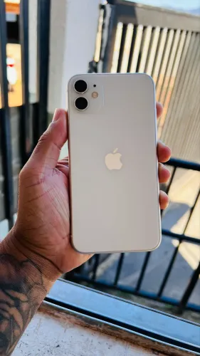 Vendo iPhone 11