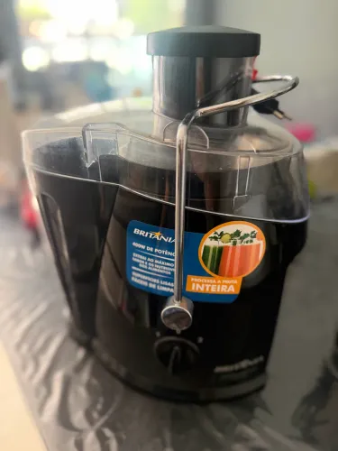 centrífuga de alimentos britânia juicer 700 220v