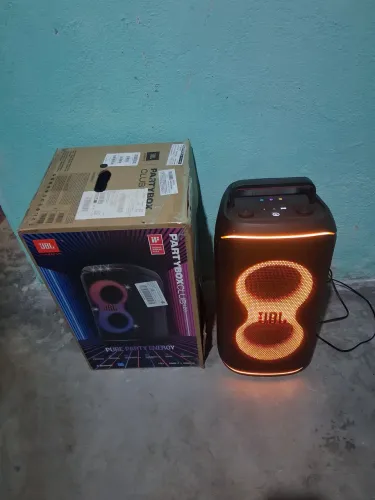 Caixa de Som JBL PartyBox Club 120 Bluetooth Amplificada Portátil 160W USB