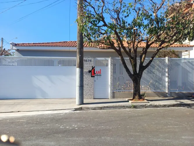 Casa para Venda em Pirapozinho, Jardim Castilho, 3 dormitórios, 1 suíte, 2 banheiros, 1 va