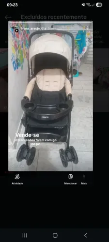Semi novo, carrinho de bebe pouco usado 1 vez na rua e algumas em casa