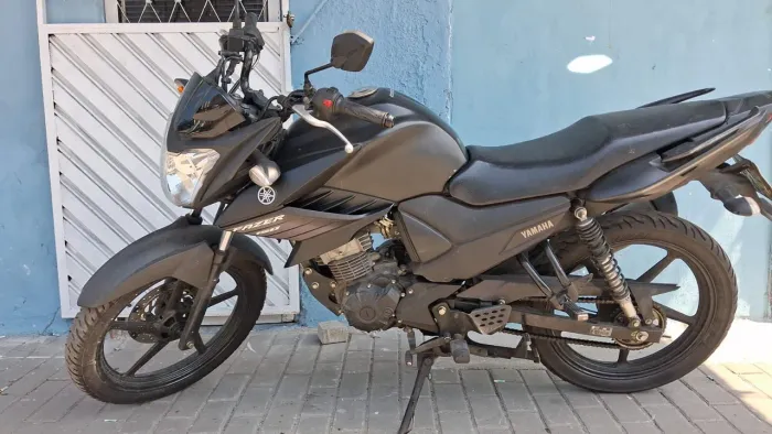 Yamaha YS150 Fazer sed
