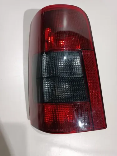 LANTERNA ESQUERDA BERLINGO FUME 96/08