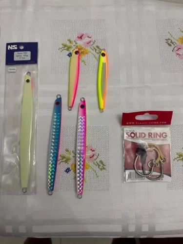 Lote de 5 Iscas Artificiais JIG + Solid Ring