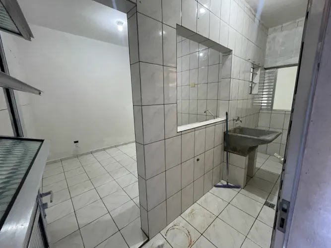 Casa para até 2 pessoas no Jd do Engenho - km 24 - Cotia