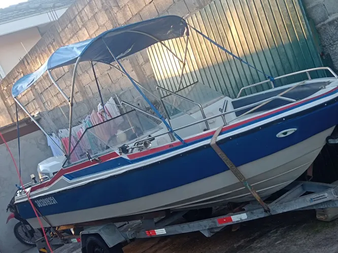 Vendo ou troco lancha cobra canguru 17 pés valor 45,0000