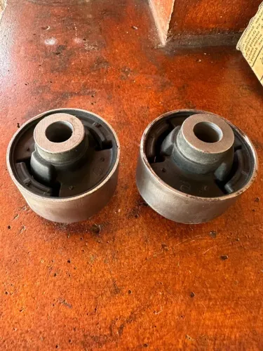 Peças Honda Civic (2006-2012): Buchas Suspensão Traseira e Lanterna
