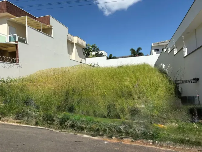 Terreno 300 m2 no Mantiqueira 2 em Andradas - MG
