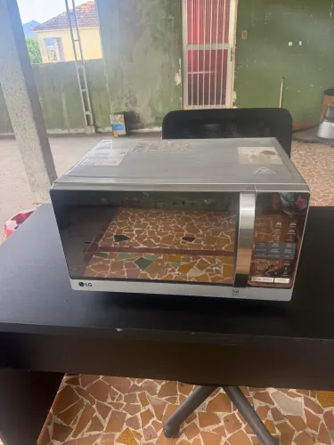 Venda de itens de casa e escritório.