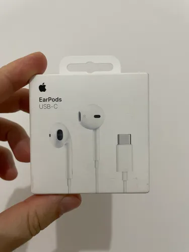 Fone de ouvido Apple Original  Earpods (usb-c) com fio