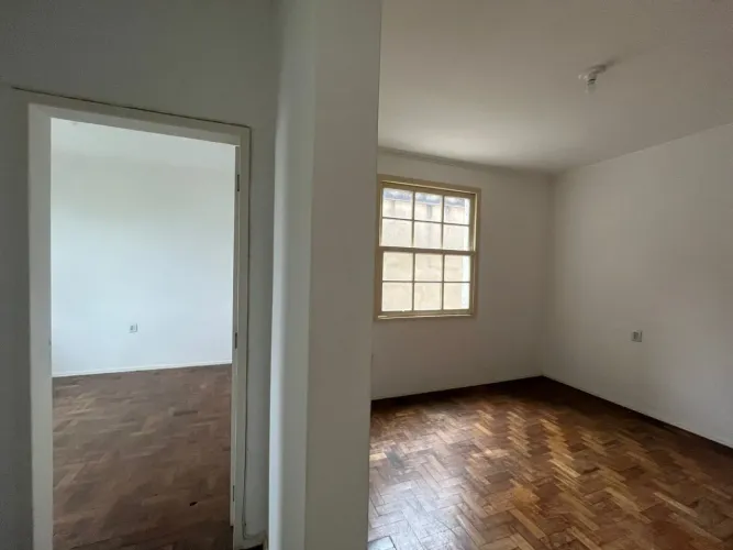 Apartamento no bairro Floresta para locação