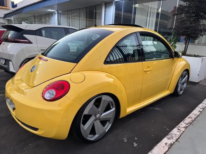 Volkswagen New Beetle 2.0 MI Mec./aut. 2007