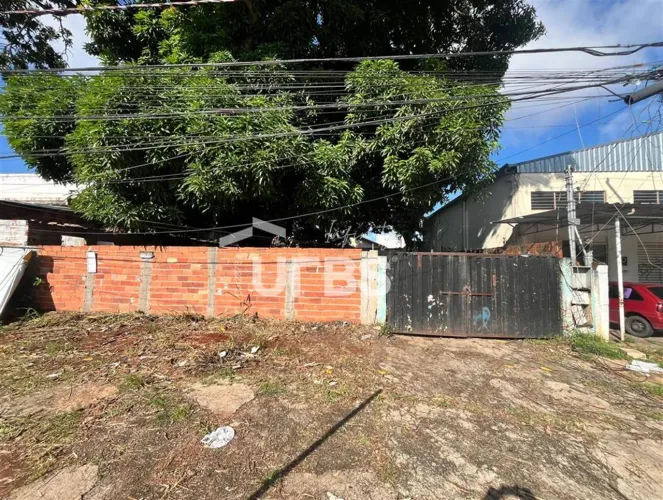 Lote Comercial
