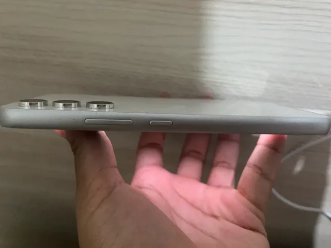 Samsung Galaxy A51 - Funcionando (Com linha/defeito na tela)