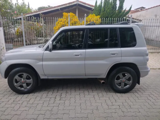 Mitsubishi Pajero TR4 2.0/ 2.0 Flex 16V 4X4 Mec. 2009