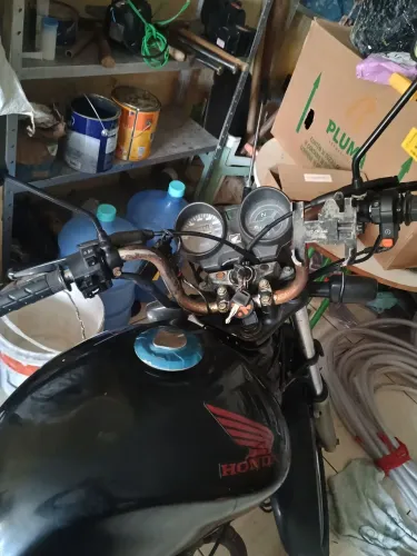 Moto Honda Fan 150 partida elétrica 