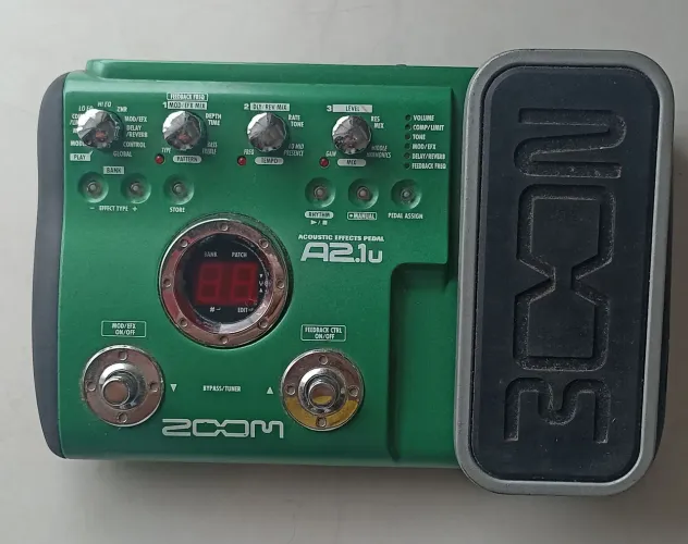 Pedal VIOLÃO ZOOM A2.1u