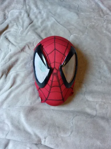 Máscara Homem-Aranha